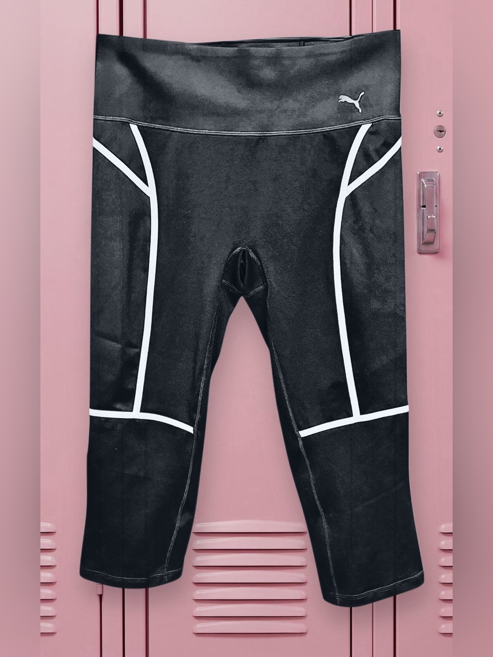Puma Black Capri Leggings with White Piping size XL
